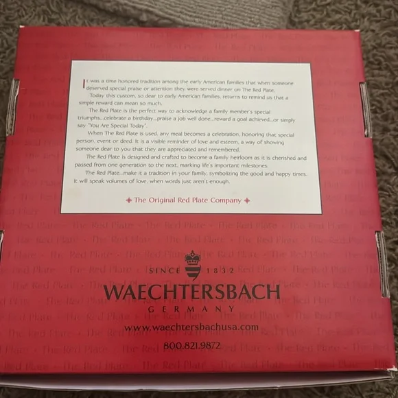 NIB “The Original Red Plate Company” Waechtersbach Plate - Picture 2 of 3